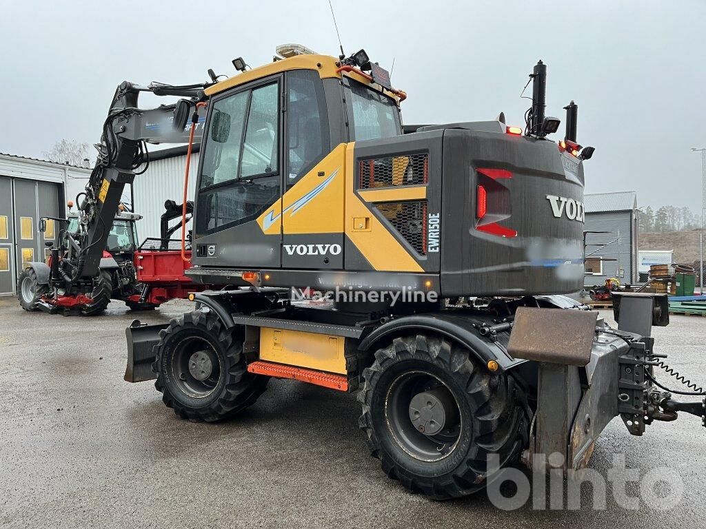 Volvo EWR 150E wheel excavator