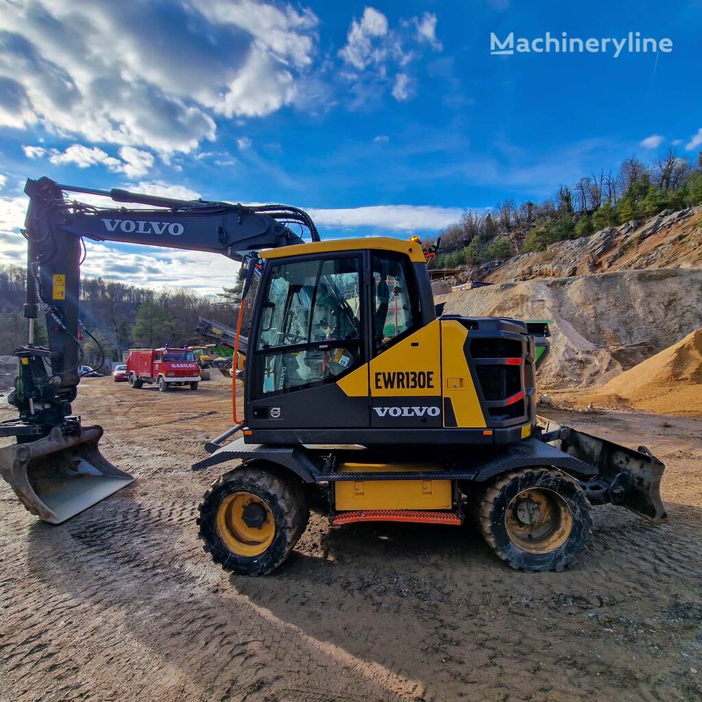 Volvo EWR130E wheel excavator