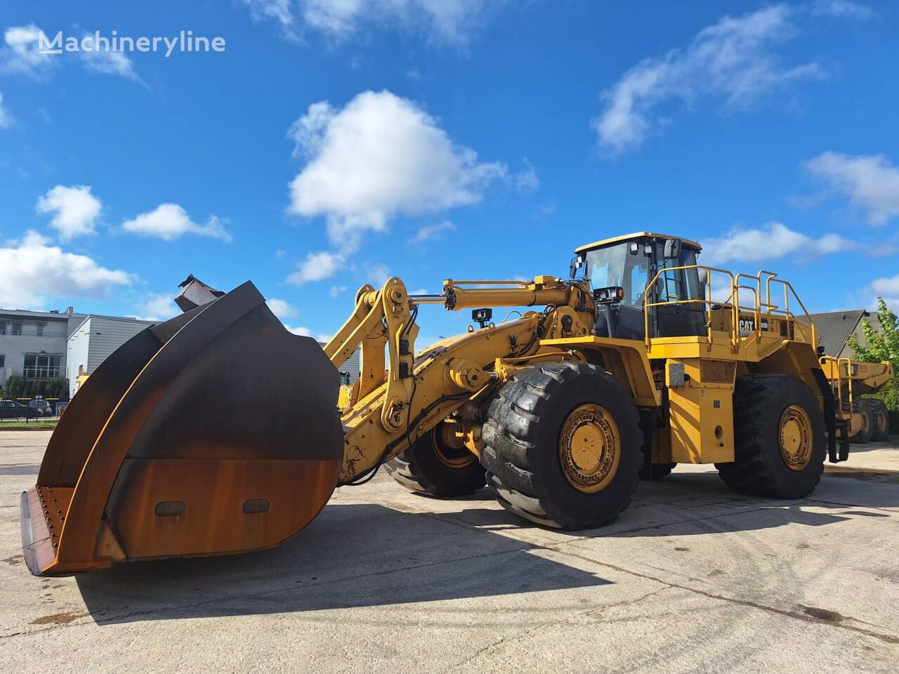 CAT 988H wheel loader