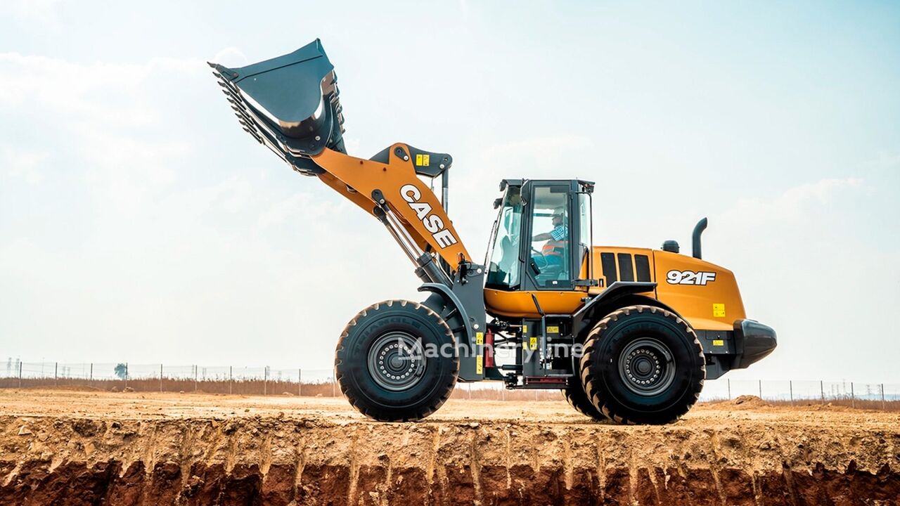 Pala gommata Case 921F nuova - Machineryline