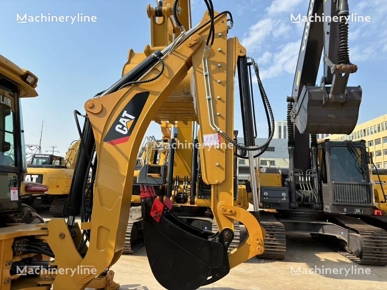 جرافة ذات عجلات Caterpillar 420F