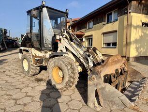 chargeuse sur pneus Caterpillar 906