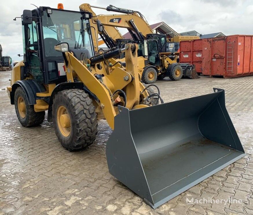 Caterpillar 907-H2 wheel loader