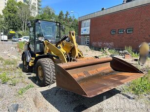 фронтальный погрузчик Caterpillar 907H