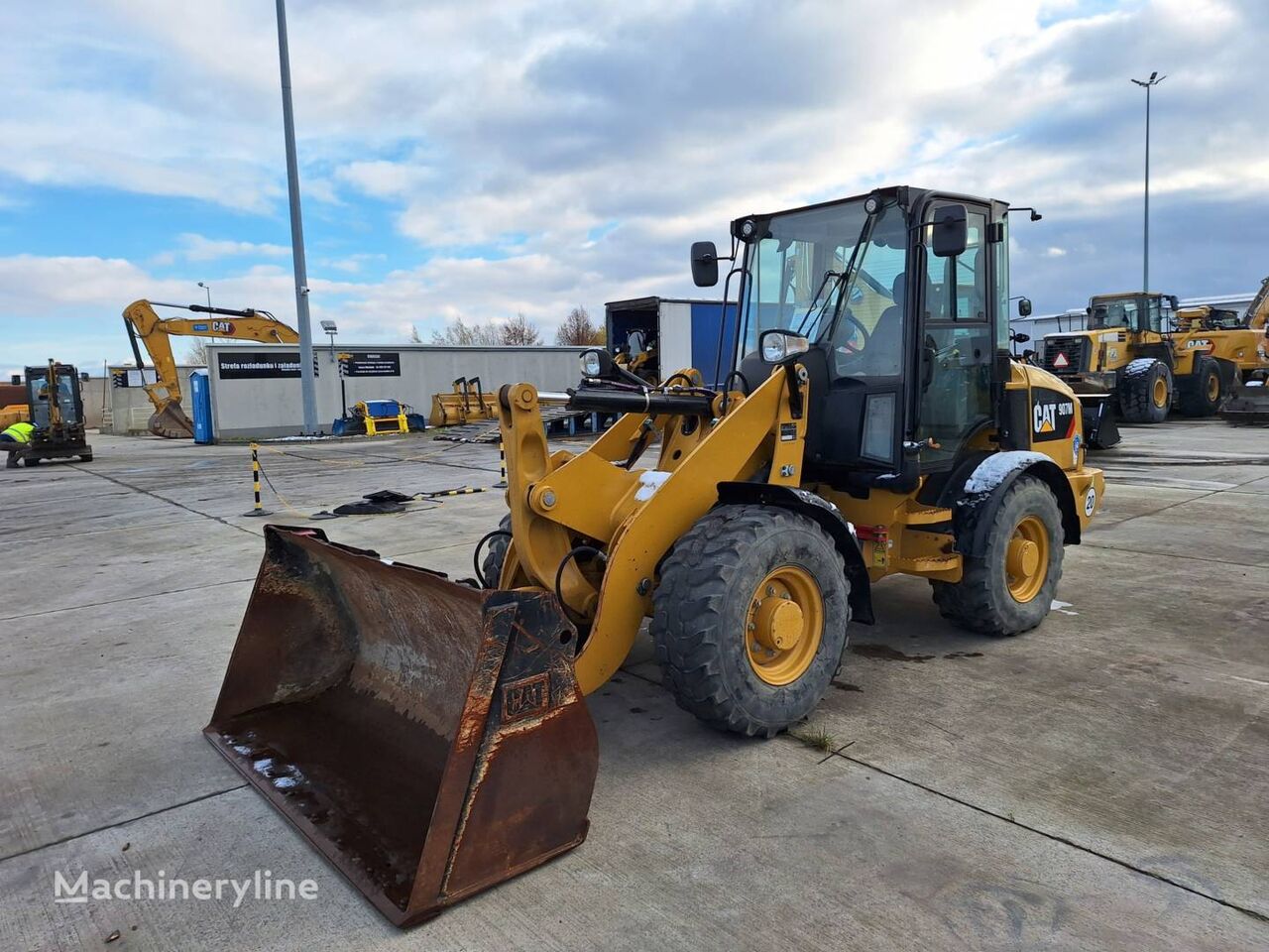 Caterpillar 907M cargadora de ruedas