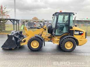 جرافة ذات عجلات Caterpillar 907M