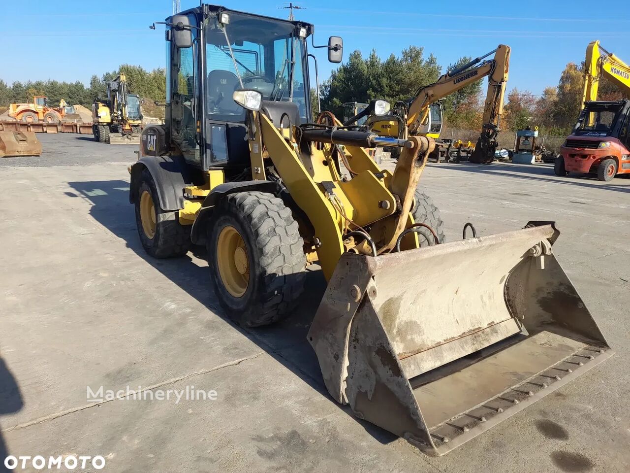 chargeuse sur pneus Caterpillar 908H2