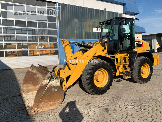 Caterpillar 918M wheel loader