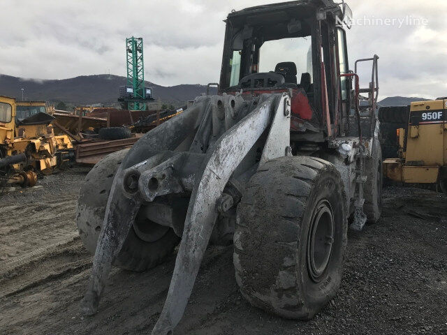 chargeuse sur pneus Caterpillar 950G pour pièces détachées