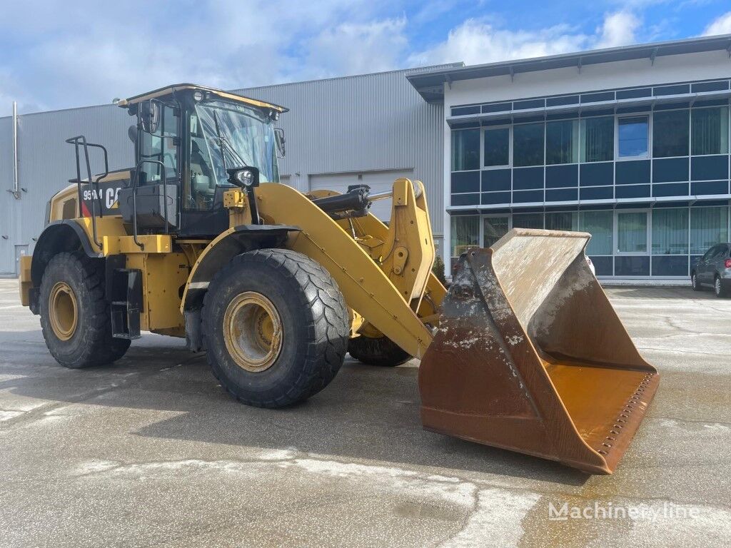 Caterpillar 950M ホイールローダー