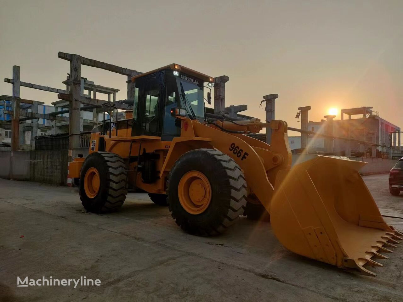 Caterpillar 966F wheel loader