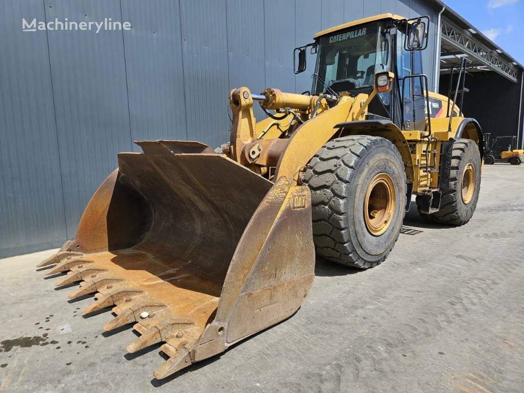 Caterpillar 966H wheel loader