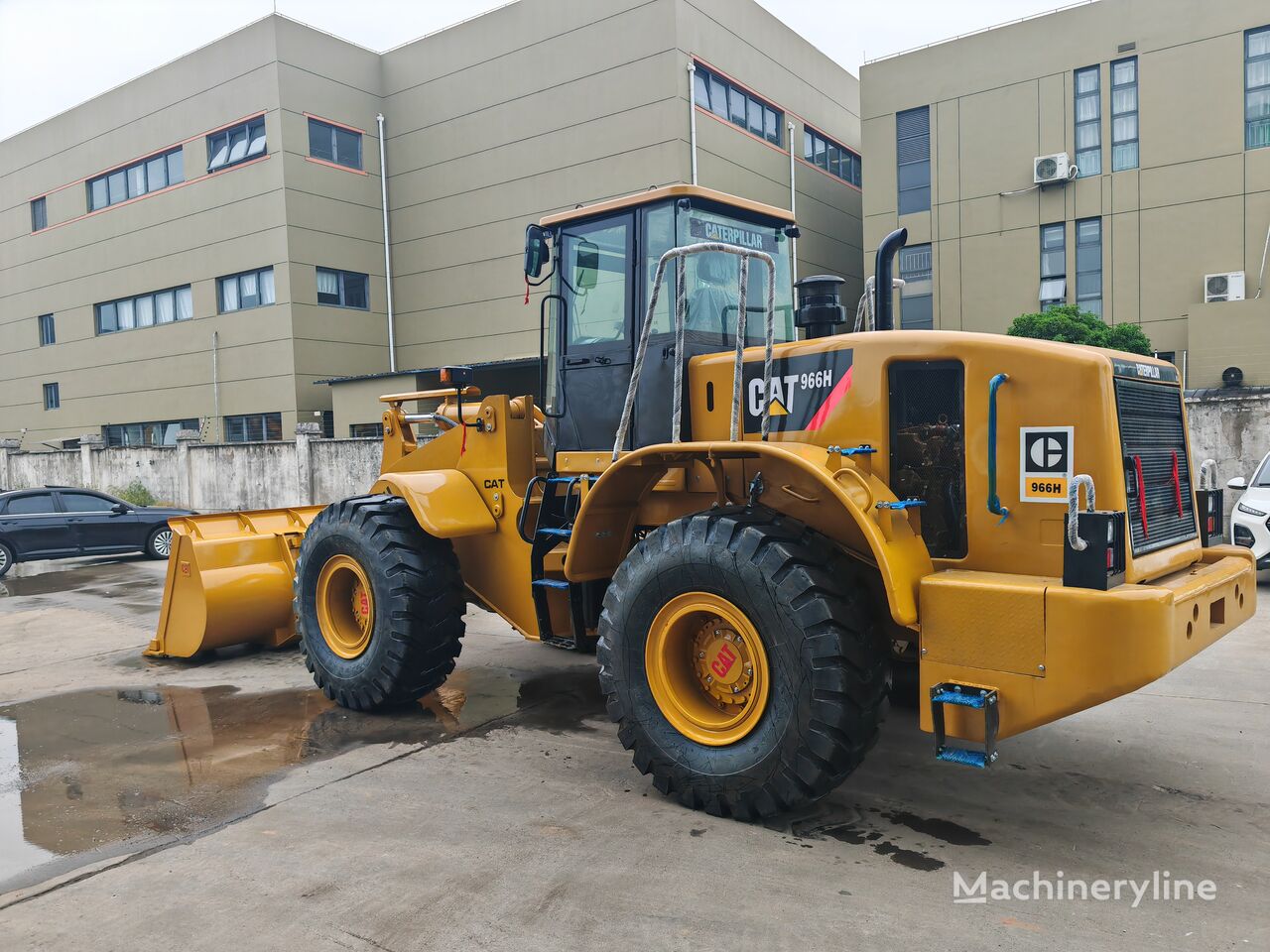 Caterpillar 966H wheel loader