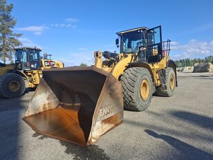 Caterpillar 966K py&ouml;r&auml;kuormaaja