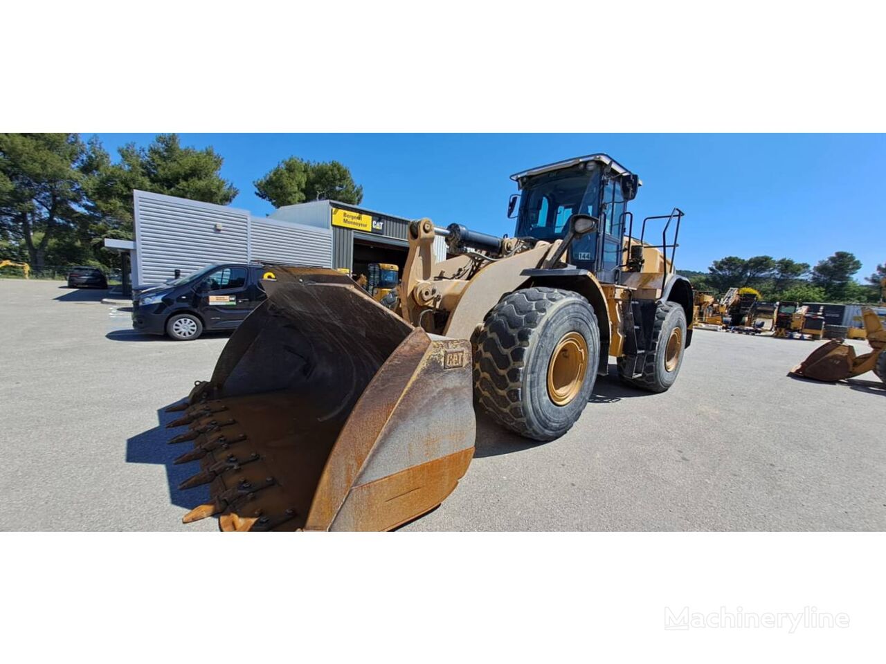 chargeuse sur pneus Caterpillar 966M