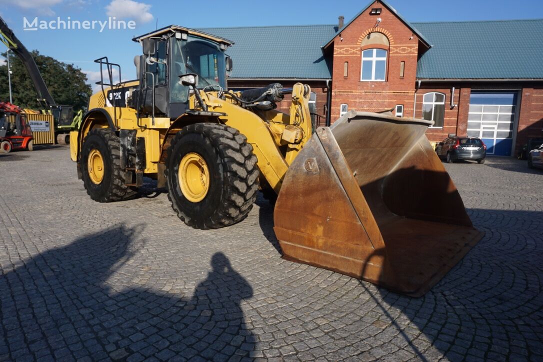 Caterpillar 972K wheel loader