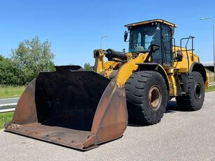chargeuse sur pneus Caterpillar 972M