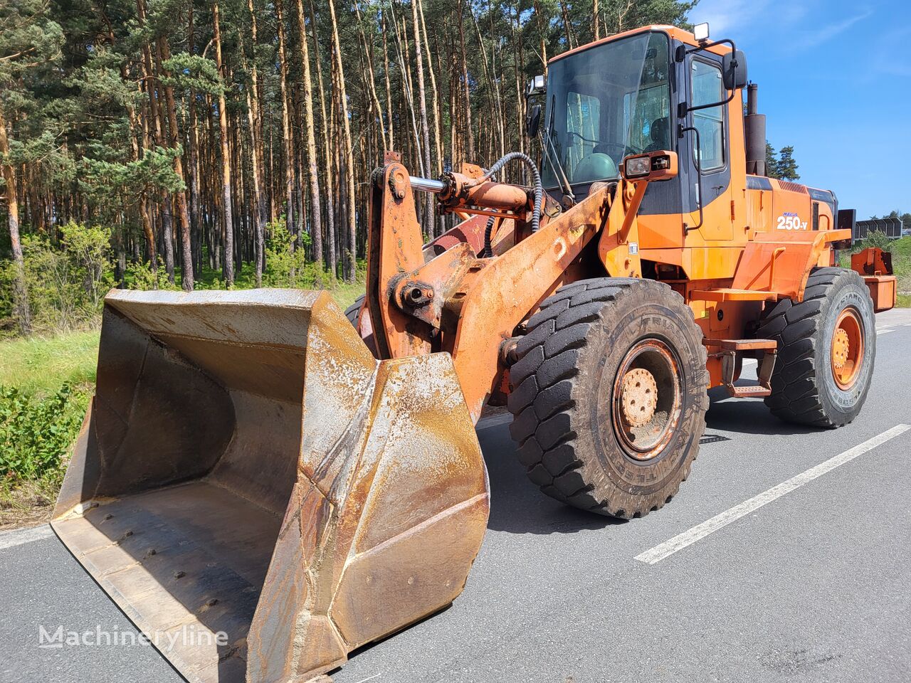 Daewoo M250V wheel loader