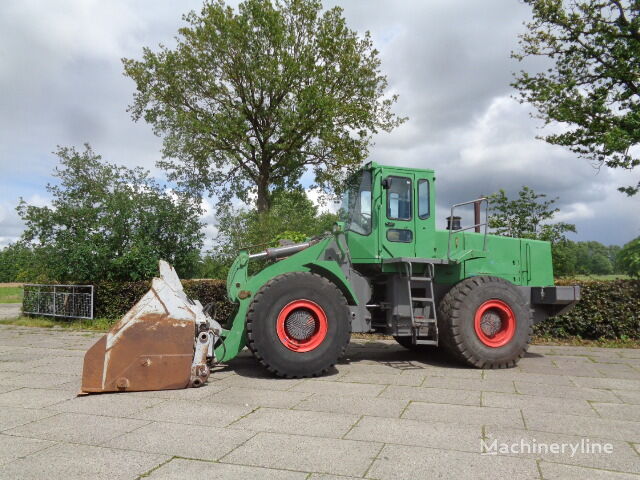 Daewoo MG300-3 wheel loader