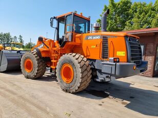 фронтальный погрузчик Doosan DL300