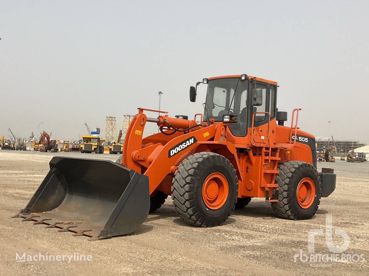 încărcător frontal Doosan DL505