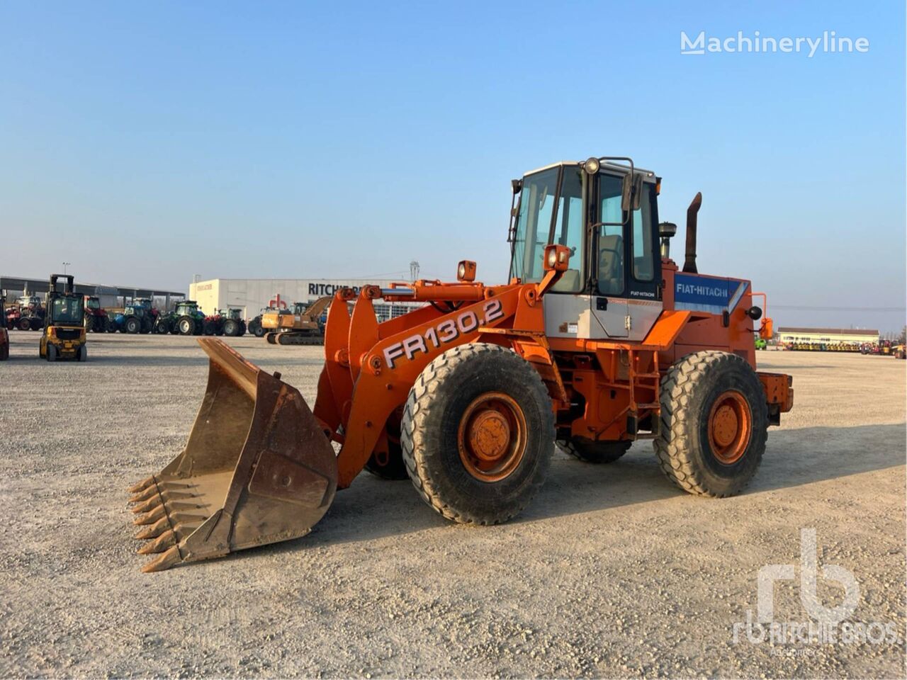 جرافة ذات عجلات Fiat-Hitachi FR 130.2