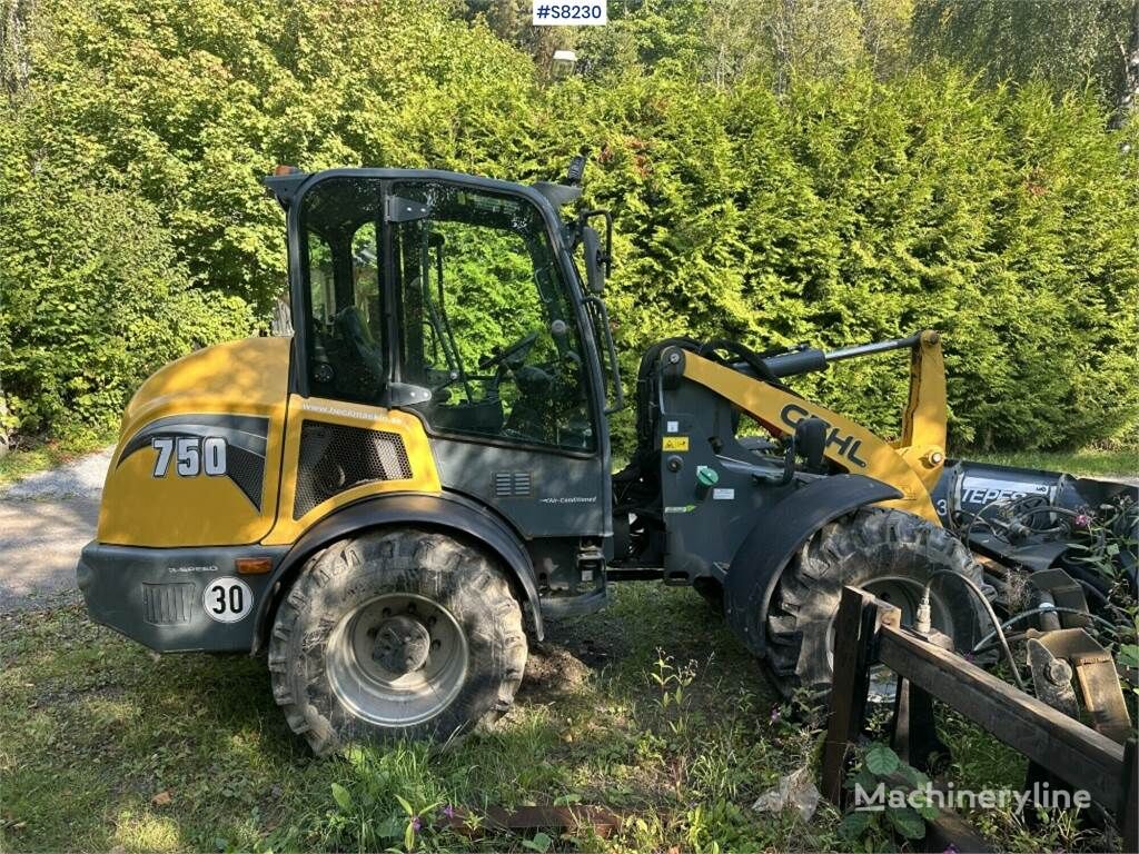 Gehl 750 wheel loader