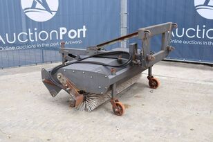 Prodaja Giant V452T prednjeg utovarivača - Slika 43 | Machineryline RS Giant V452T prednji utovarivač | Slika 43 - Machineryline