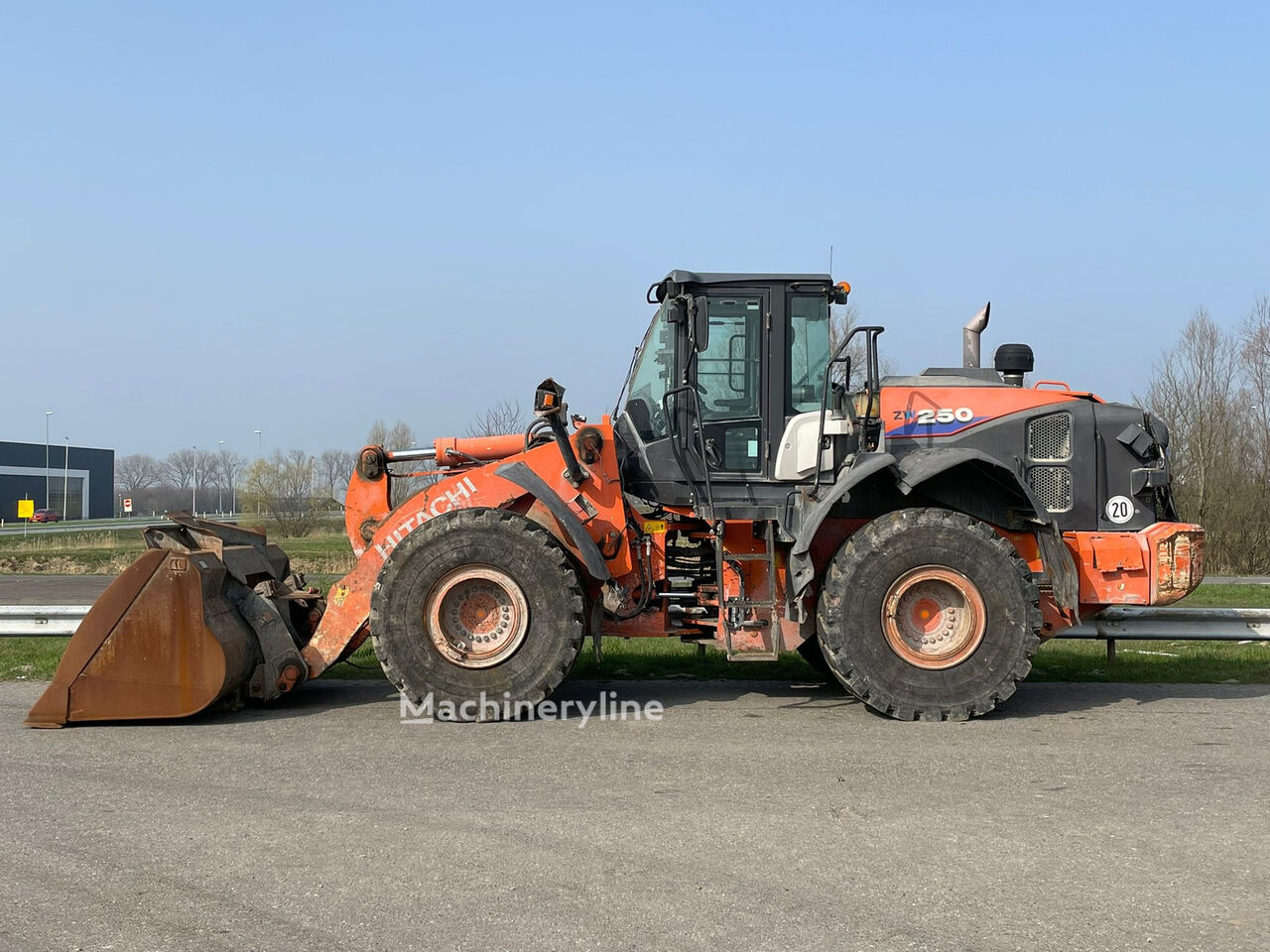Wheel loader Hitachi ZW250-6 - Machineryline