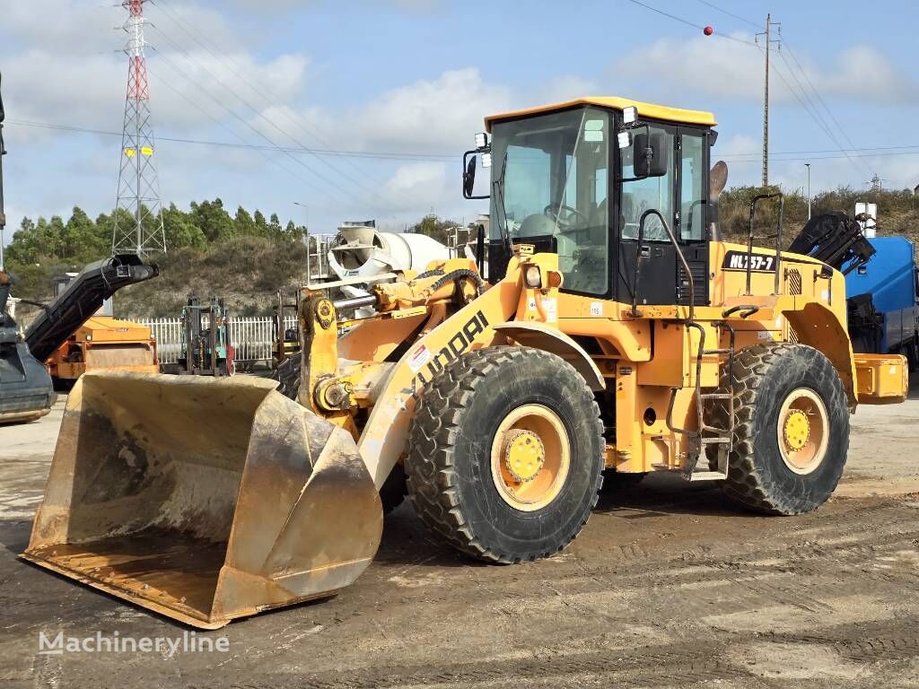 carregadeira de rodas Hyundai HL 757-7