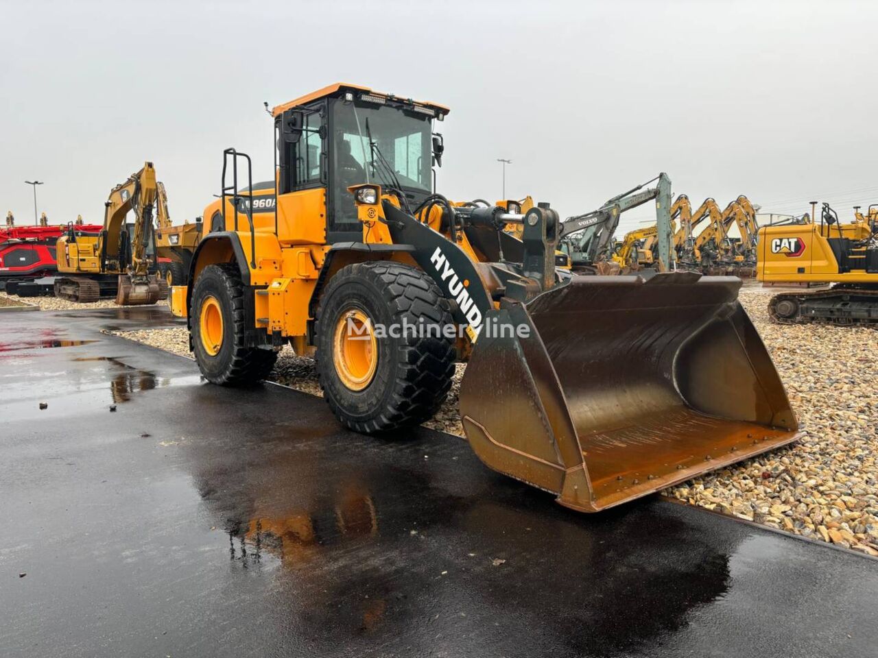 Hyundai HL960A wheel loader