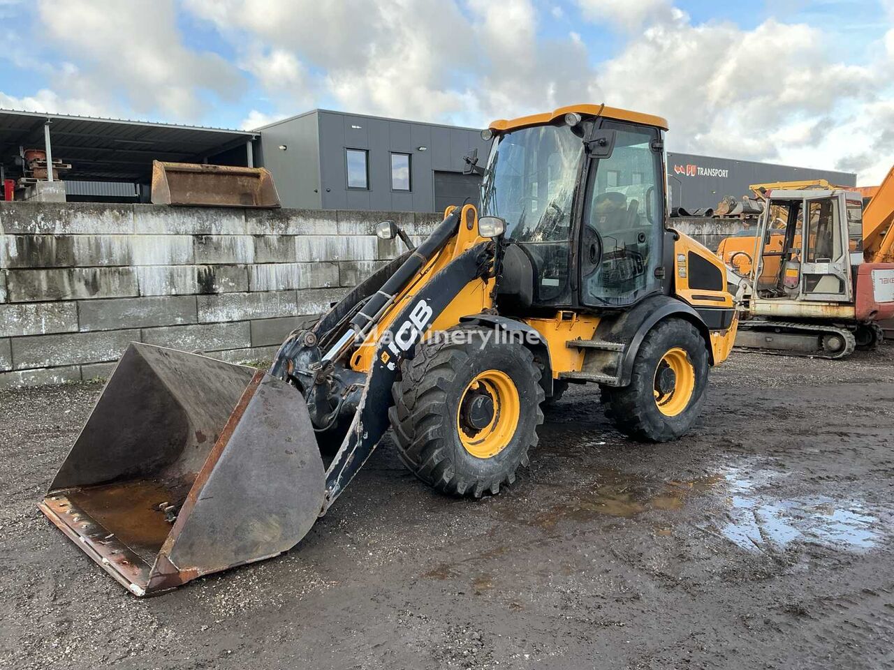 frontaallaadur JCB 409