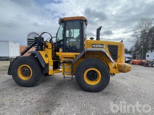 جرافة ذات عجلات JCB 426e HT