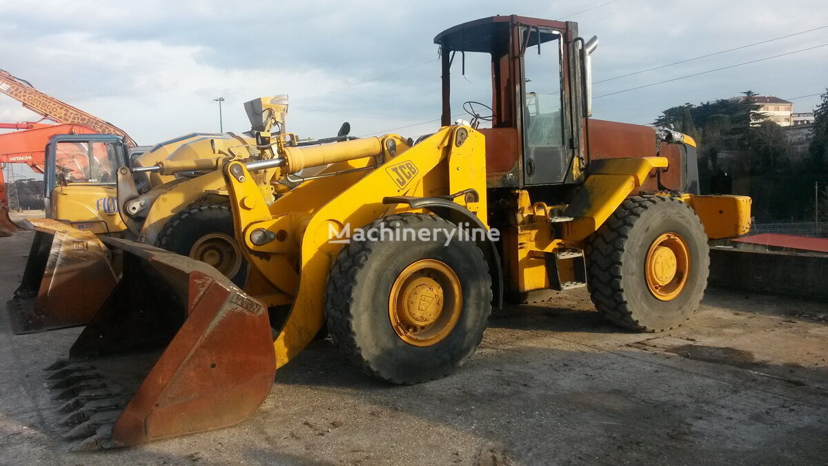 pala gommata JCB 436