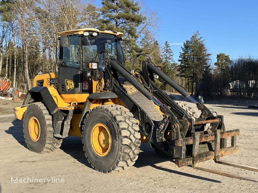 фронтальный погрузчик JCB 436