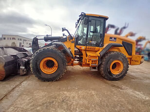 chargeuse sur pneus JCB 457ZX