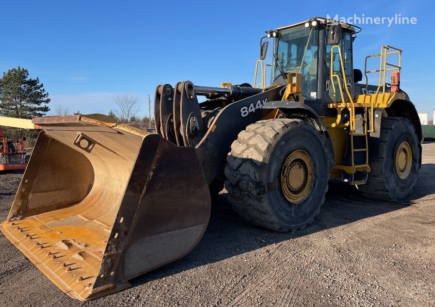 John Deere 844K wheel loader