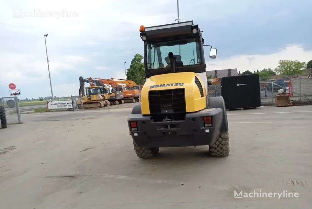 chargeuse sur pneus Komatsu WA 90-6