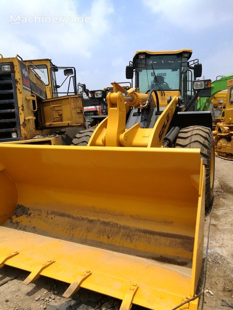 chargeuse sur pneus Komatsu WA320