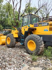 фронтальный погрузчик Komatsu WA320