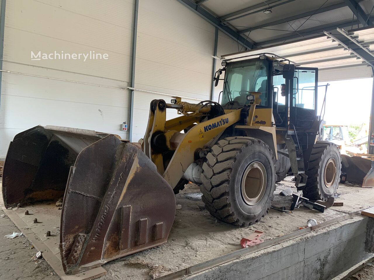 Kjøp Komatsu WA430-6 ENGINE PROBLEMS hjullaster med en defekt | Machineryline NO Komatsu WA430-6 ENGINE PROBLEMS hjullaster - Machineryline