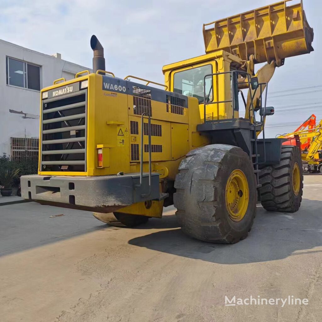 Komatsu WA600 cargadora de ruedas