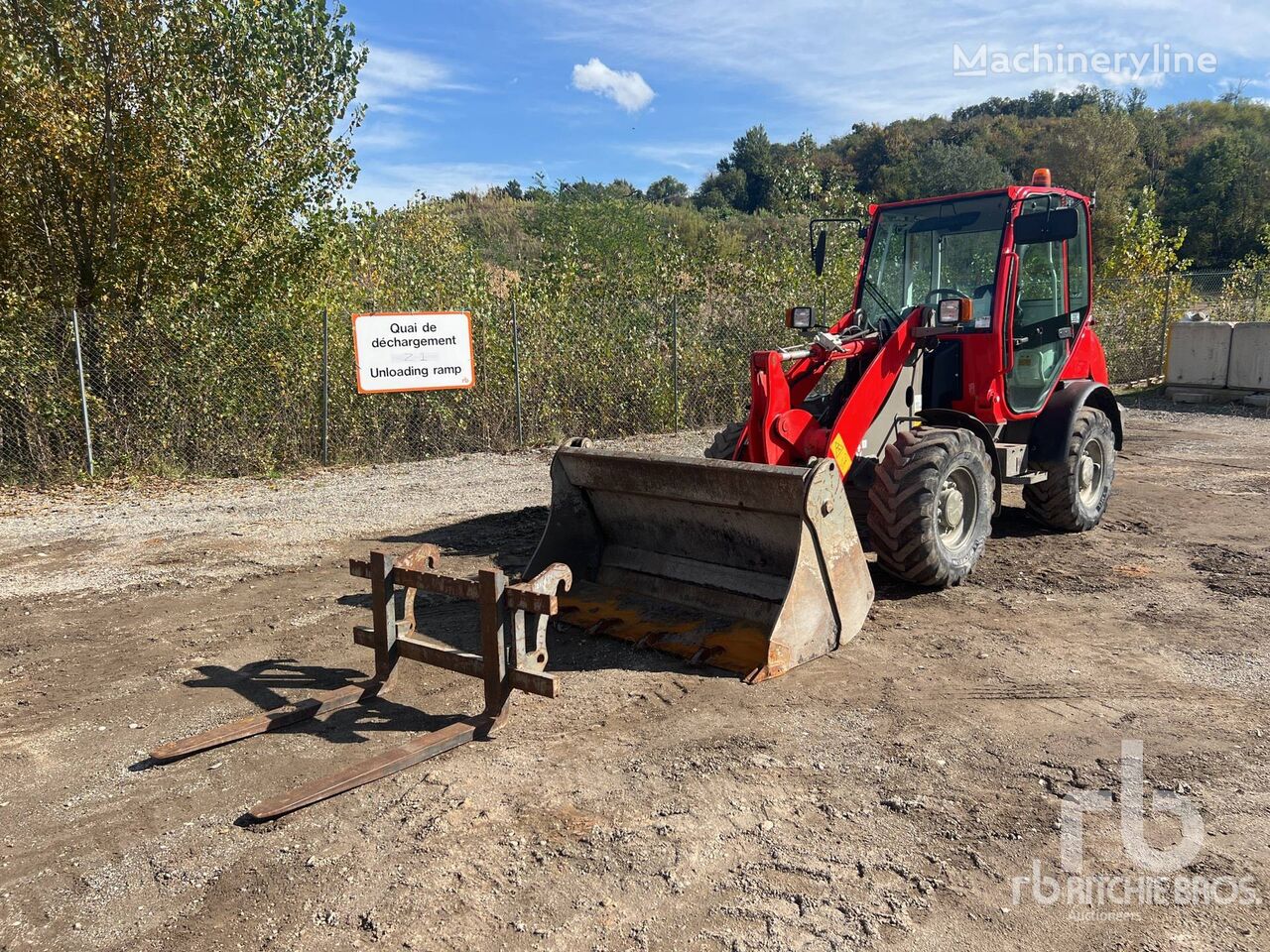 фронтальный погрузчик Komatsu WA70-7 Chargeuse Sur Pneus