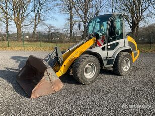 m&aacute;y x&uacute;c lật Kramer 580