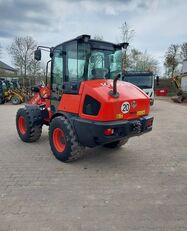 фронтальный погрузчик Kubota R070