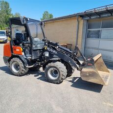 фронтальный погрузчик Kubota RT280