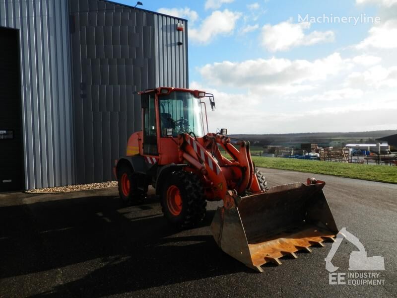 челен товарач Liebherr L 509