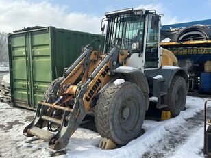 kolov&yacute; nakladač Liebherr L 514 wheel loader - OIL IN WATER