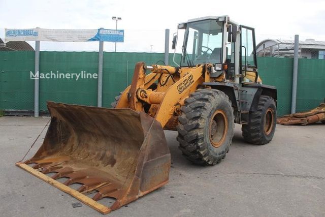 Chargeuse sur pneus Liebherr L 522 - Machineryline