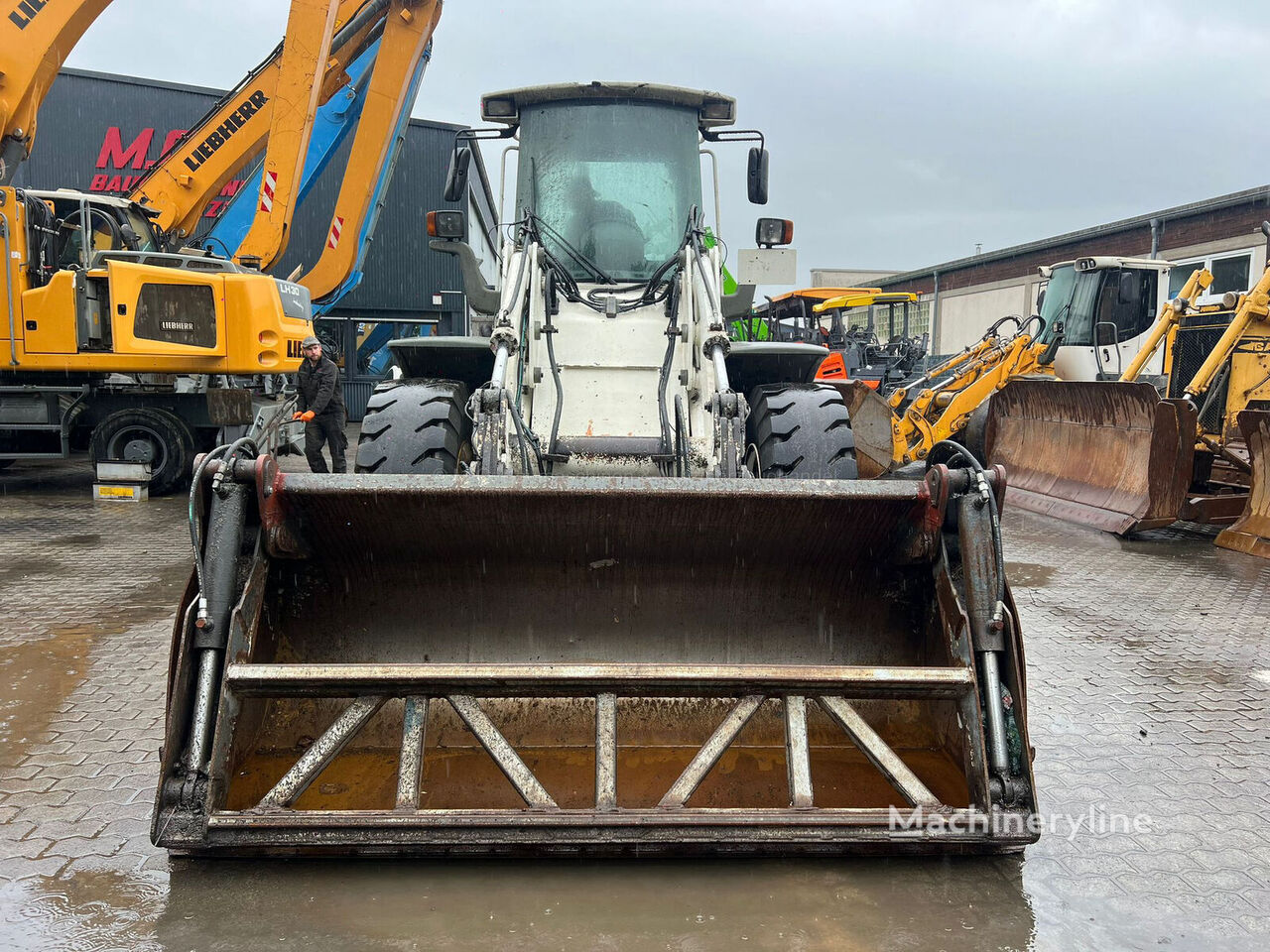 Liebherr L 524 wheel loader, used Liebherr L 524 wheel loader for